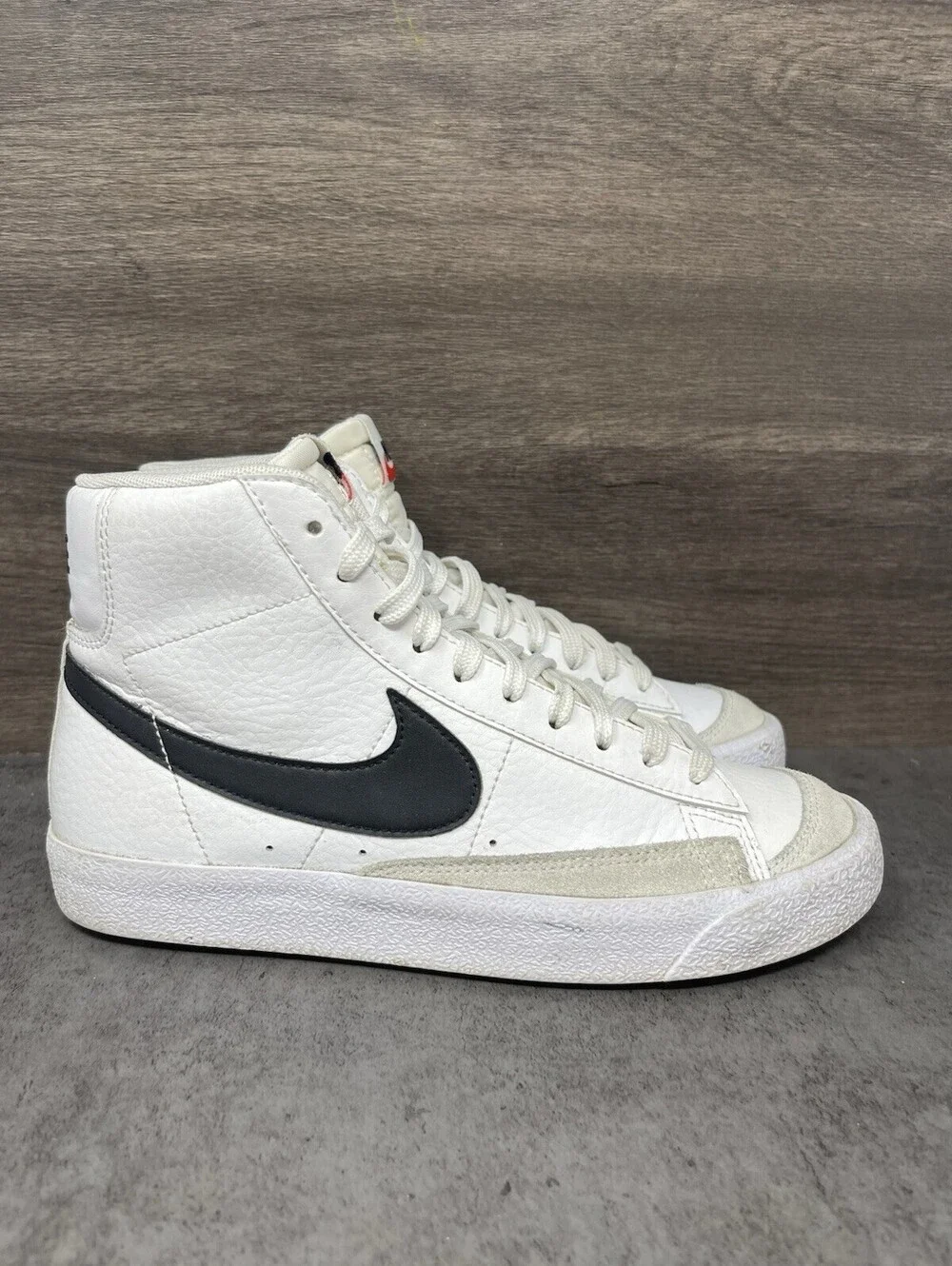 Nike Blazer Mid 77 Vintage Kids Size 6Y White Black Casual Sneakers